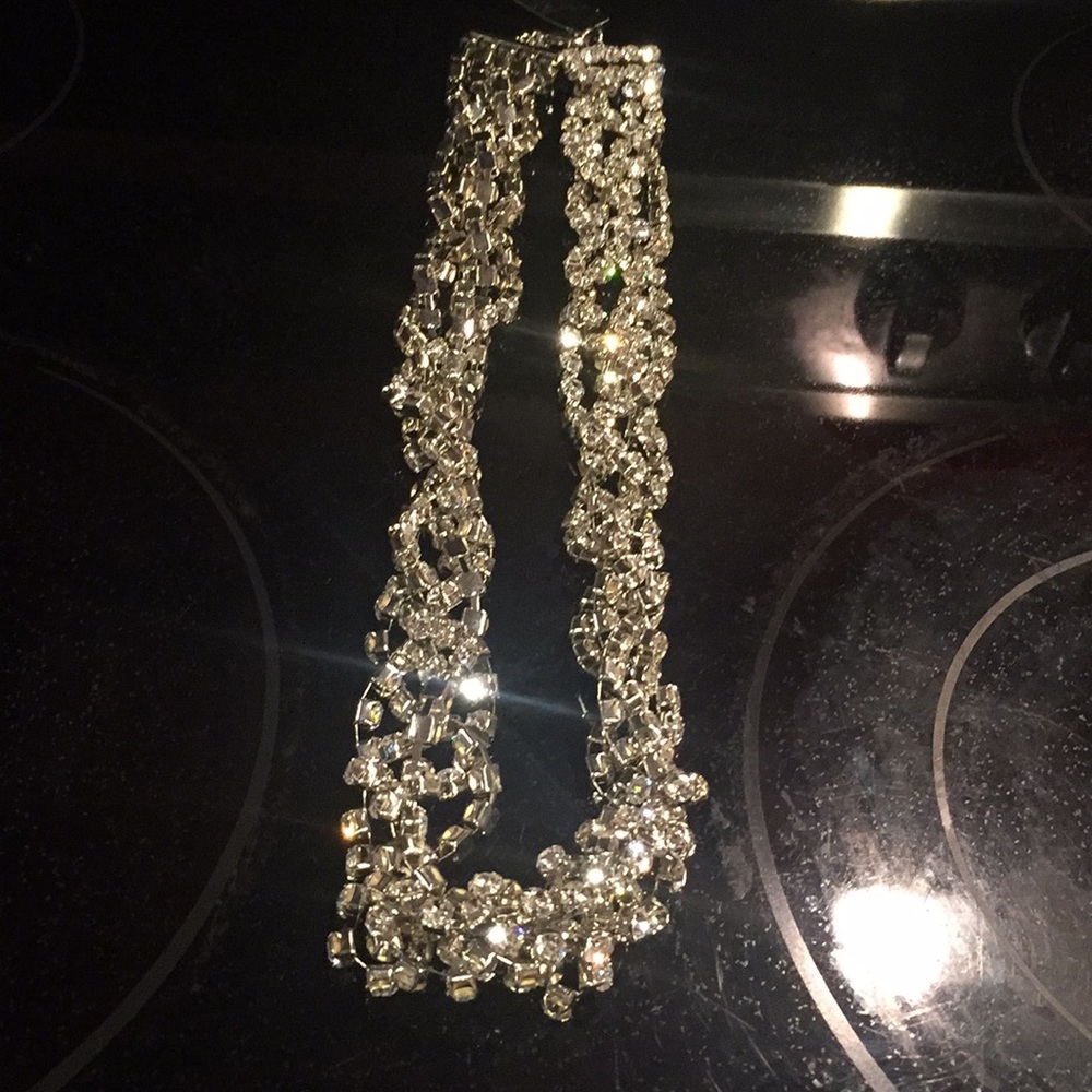 Lady necklace